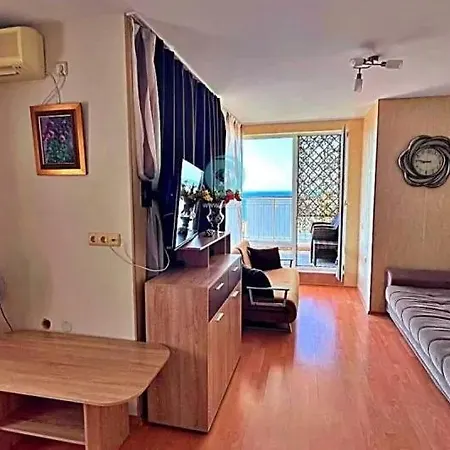 Sea Club & Grand Apartment