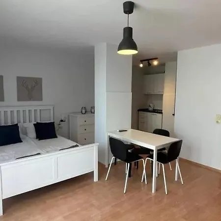 Sea Club & Grand Apartment *