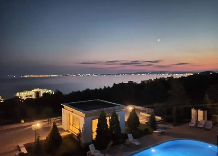 Lejlighed Sea Club & Grand