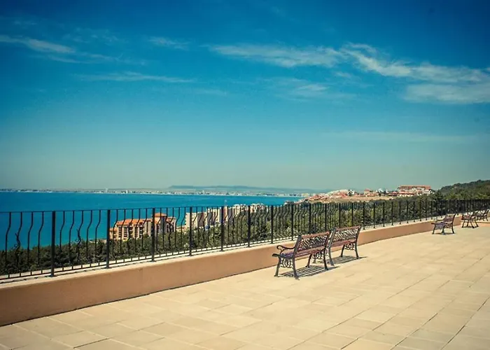 Sea Club & Grand Lejlighed *