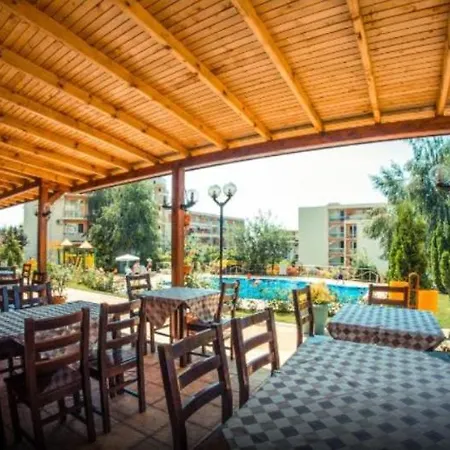 شقة Sea Club & Grand