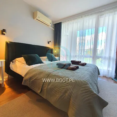 Апартамент Sea Club & Grand *