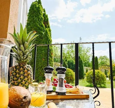Sea Club & Grand Свети Влас