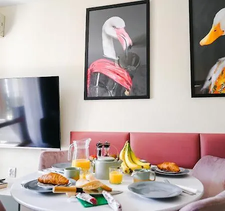 Sea Club & Grand شقة *