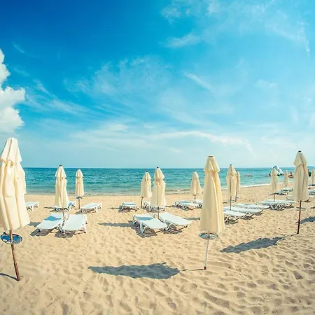 Sea Club & Grand * سفيتي فلاس