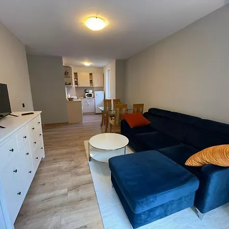 Sea Club & Grand شقة