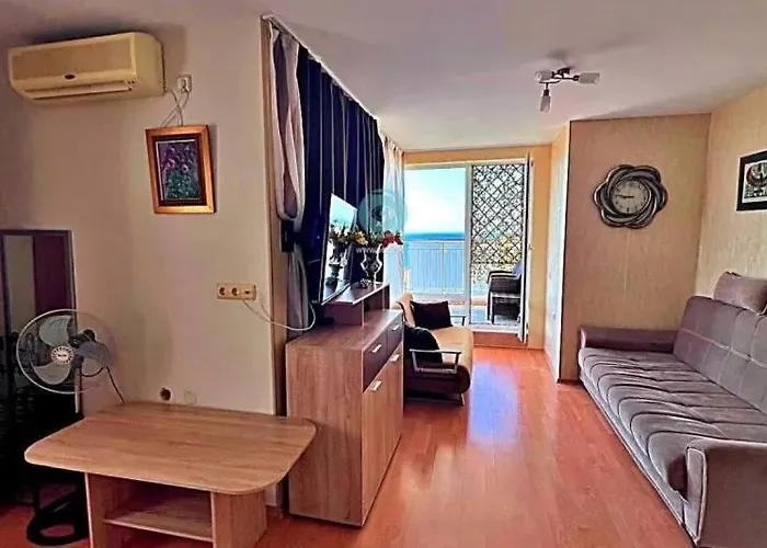 Sea Club & Grand Apartmán